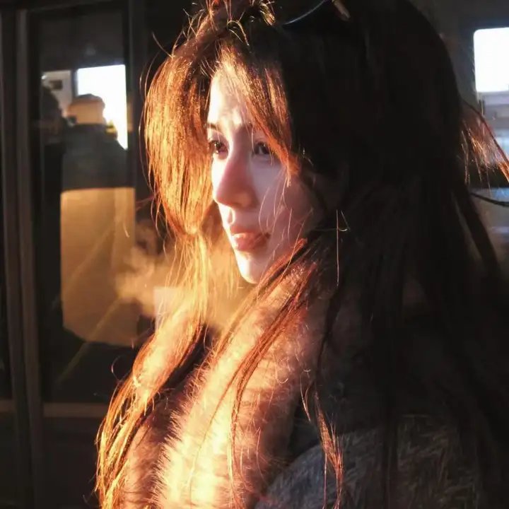 小楼金晓